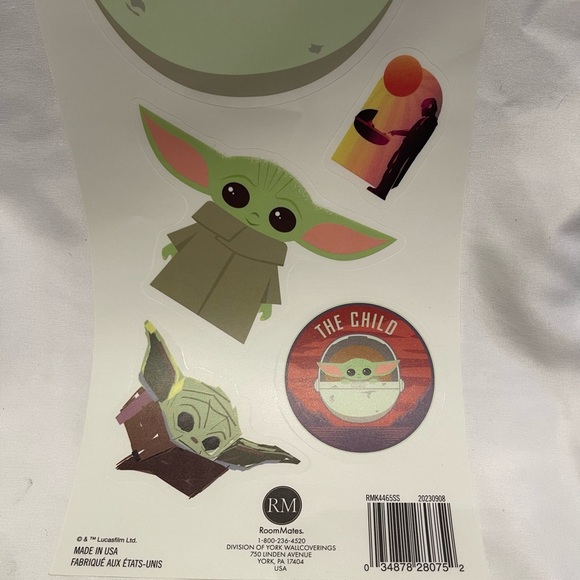 Star Wars The Mandalorian Grogru Wall Decals by RoomMates - Set of 7 - NEW! - Picture 3 of 3